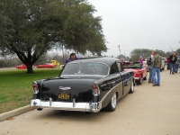 elvis-checking-out-the-55-chevy