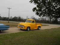 robert-shirley-baileys-yellow-ford-pu